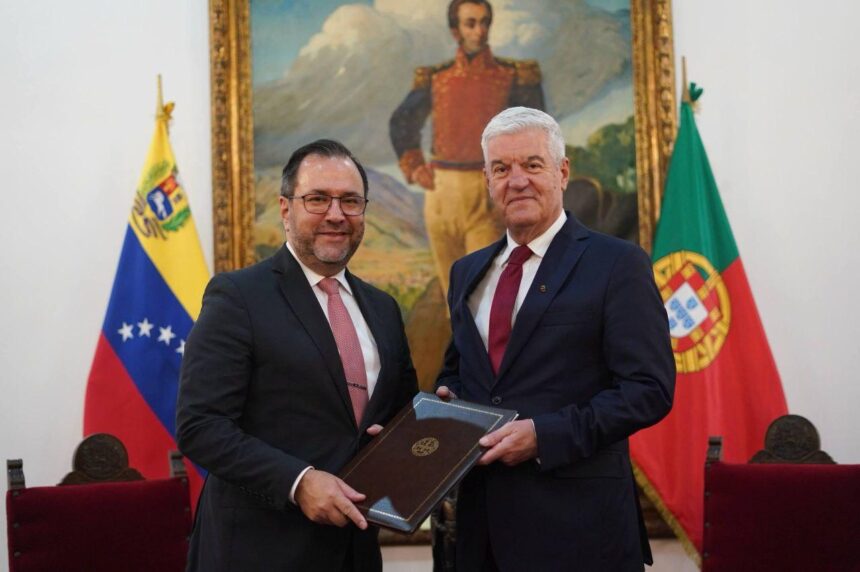 Nuevo embajador de Portugal entrega Copias de Estilo ante Cancillería venezolana