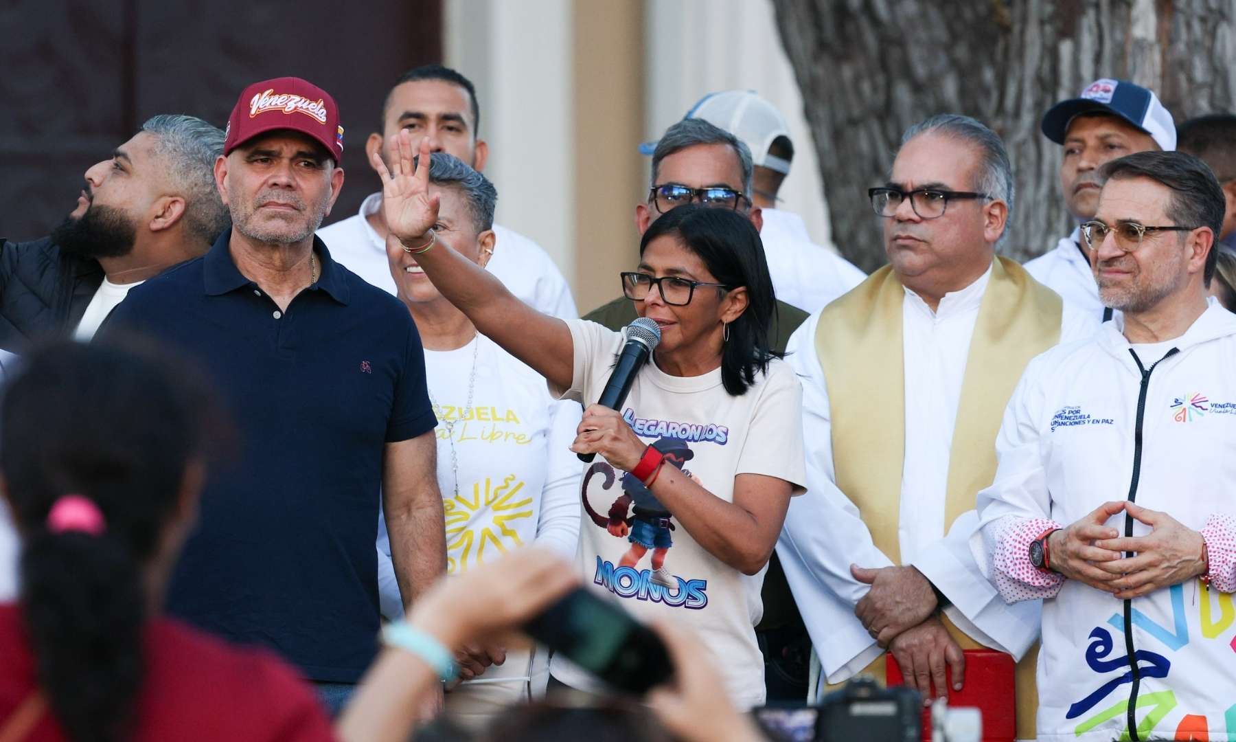 Presidenta (E) Delcy Rodríguez visita la santa iglesia «Basílica Catedral Nuestra Señora del Socorro» en Carabobo