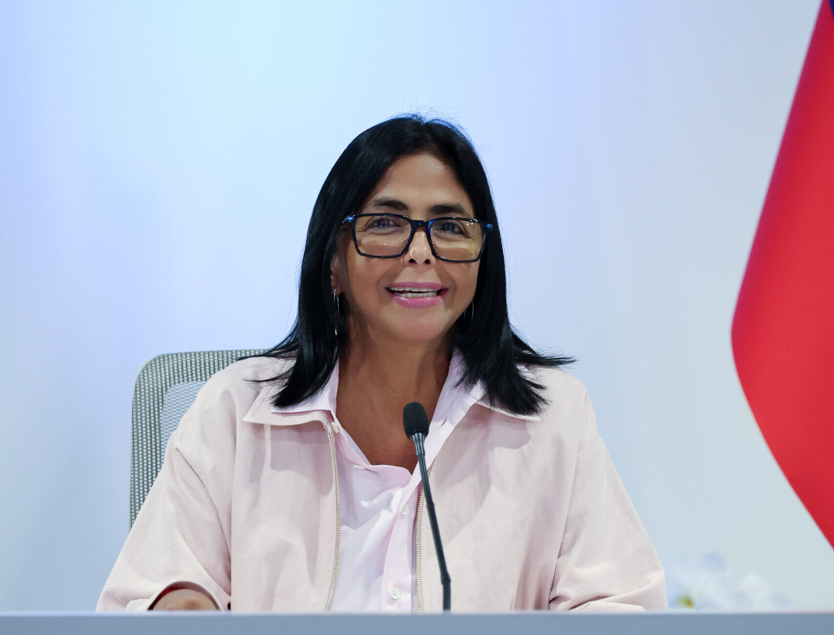 Presidenta (E) Delcy Rodríguez: Venezuela recupera su representación en el FMI