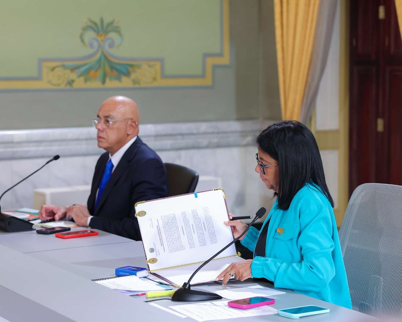 Presidenta (E) Delcy Rodríguez firmó decreto para Gran Consulta Nacional sobre Reforma de Justicia Penal