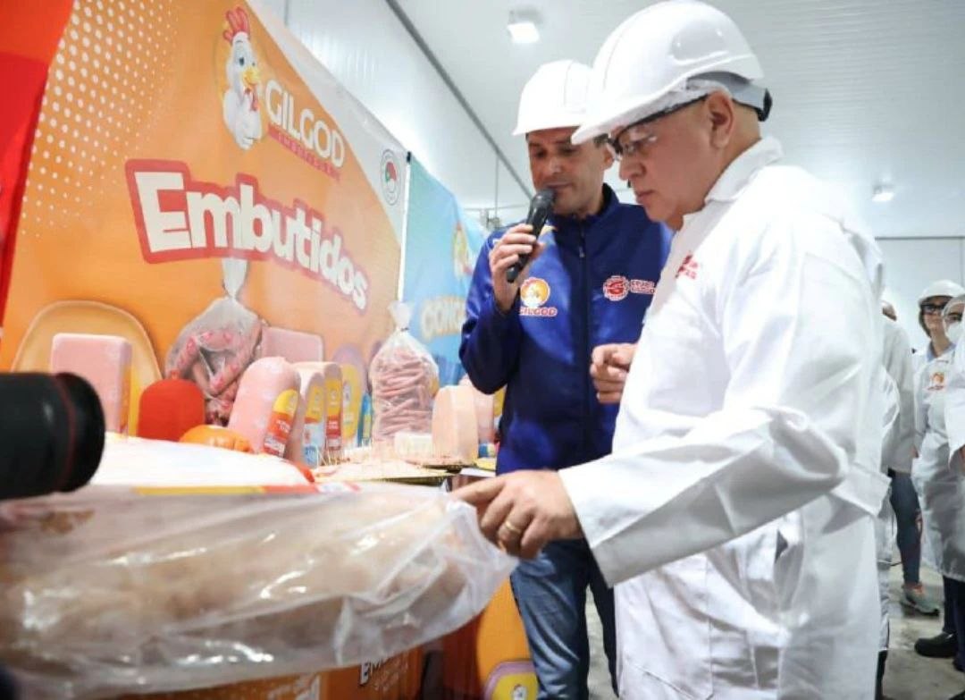 Ministro Diosdado Cabello encabezó apertura de planta de embutidos GilGod