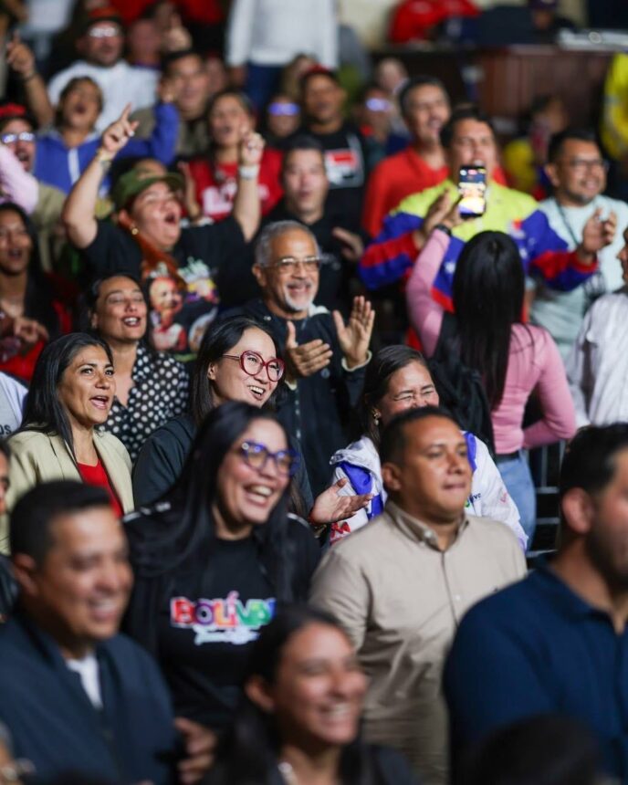 Cabello: Honor y gloria al Pueblo que se lanzó a las calles el 13 de abril para rescatar la democracia