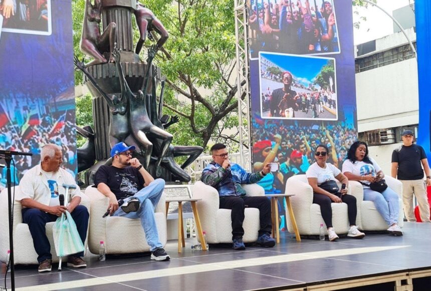 Pueblo de Caracas rindió tributo a las víctimas de Puente Llaguno