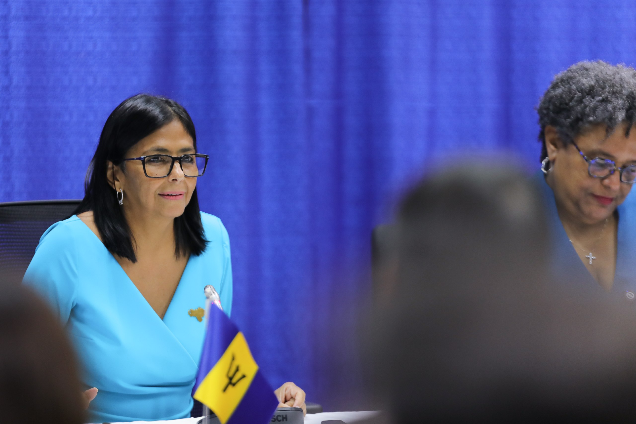 Venezuela y Barbados acuerdan incrementar número de vuelos para potenciar el turismo bilateral
