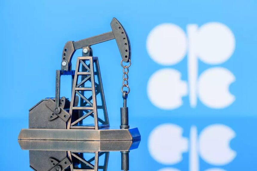 OPEP+ aprobó aumentar su producción de petróleo
