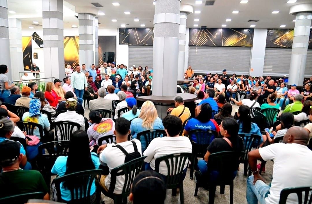 Sectores económicos de La Guaira exigen el cese de las sanciones a Venezuela