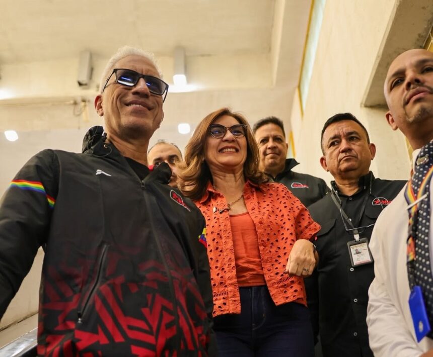 Ministra Jacqueline Faría lideró jornada de trabajo para el plan de modernización del transporte