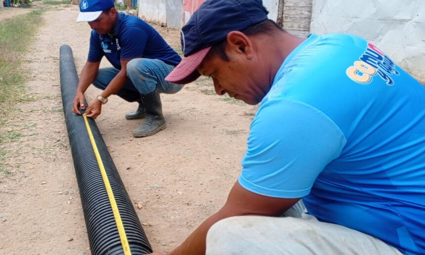 Instalan más de 200 metros de colector de aguas en el sector Los Fundadores de Aragua