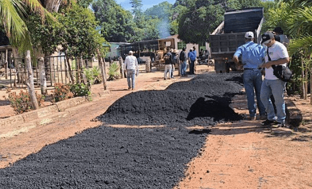 Asfaltado e incremento en frecuencia de vuelos son garantizados en Amazonas