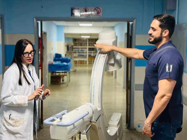 Sucre refuerza la atención médica con equipamiento avanzado