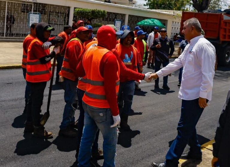 Gobernación del Zulia rehabilita accesos viales a la Facultad de Medicina de LUZ
