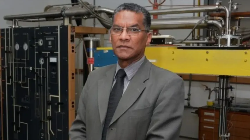 Venezolano Ismardo Bonalde es galardonado con Premio de Física Bernard Coqblin 2026