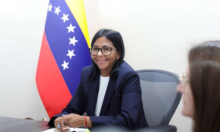 Presidenta (E) Delcy Rodríguez abordó planes y proyectos con integrantes del Motor Agroalimentario