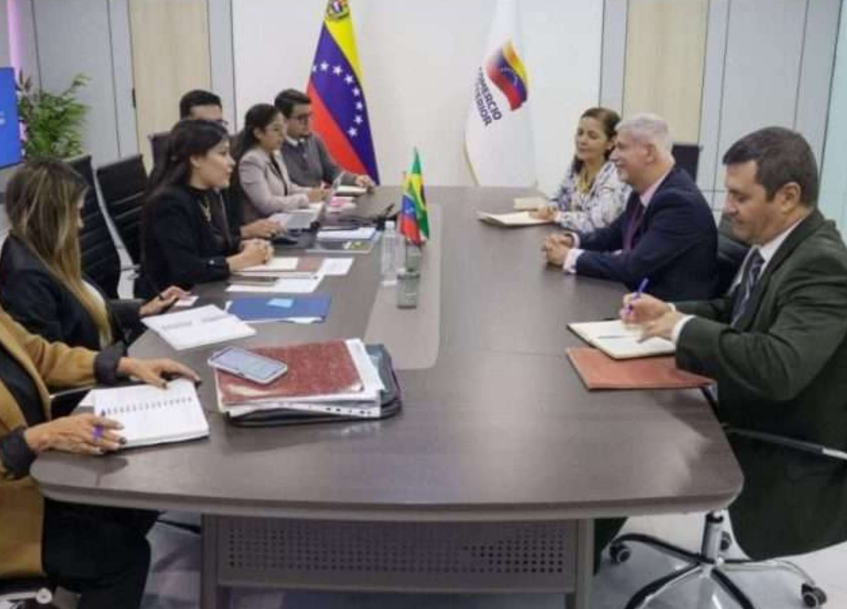 Brasil y Venezuela afianzan canales de cooperación e impulso financiero