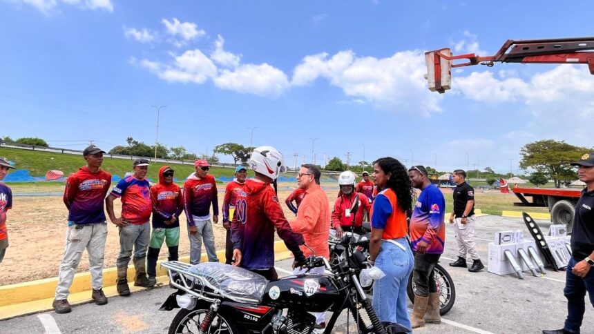 Entregan equipos para atención de servicios públicos en Juan José Mora