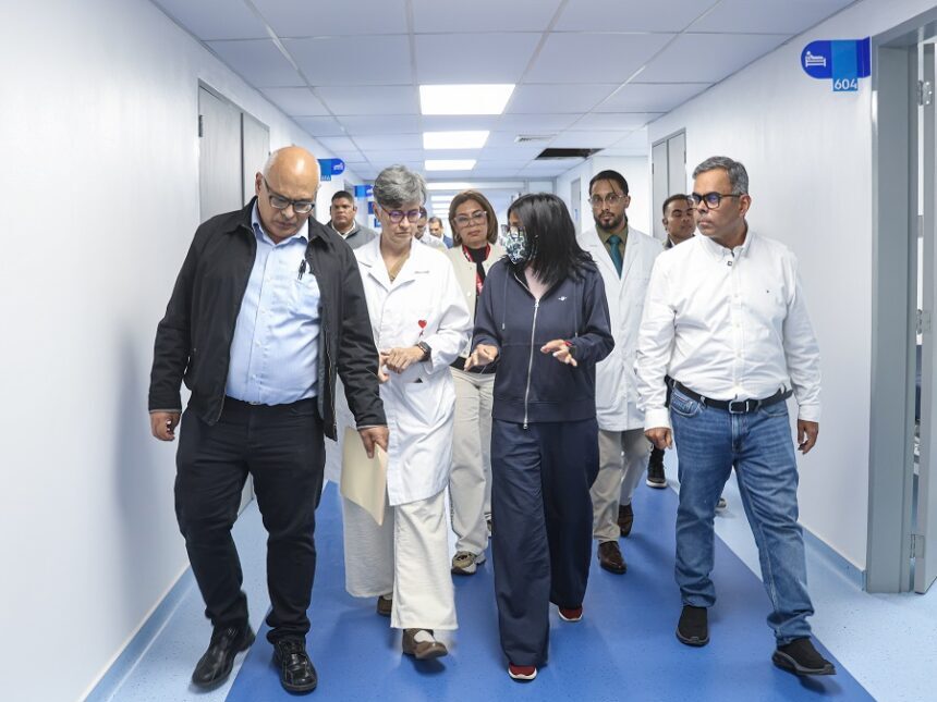 Presidenta (E) Delcy Rodríguez destacó avances en el fortalecimiento de la salud pública, gratuita y de calidad