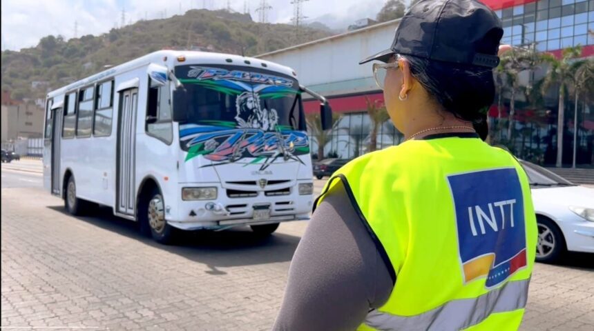 Apuestan por pasaje digital en La Guaira con aplicación móvil