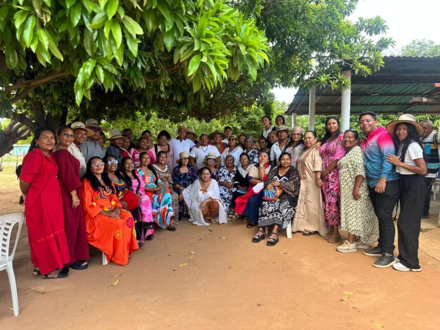 En Zulia mujeres wayuu reciben formación en liderazgo y sistema normativo indígena