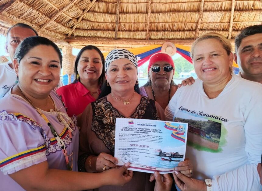 Gobierno Bolivariano entrega recursos para proyectos educativos en el municipio Guajira del estado Zulia