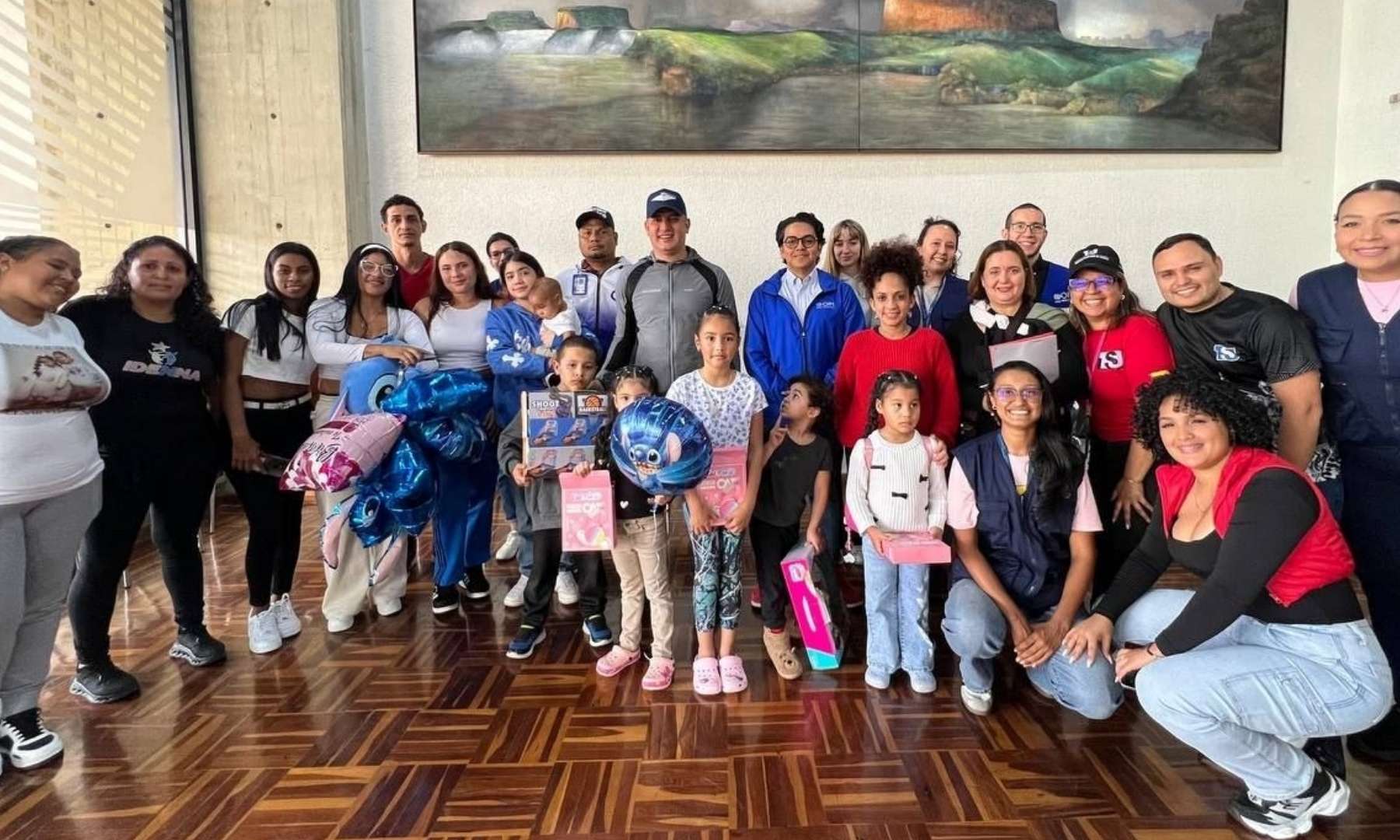 Seis niñas y niños migrantes venezolanos retornaron al país en vuelo de Vuelta a la Patria