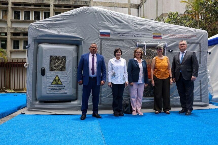 Rusia entrega dos laboratorios móviles de bioseguridad nivel 3 a Venezuela