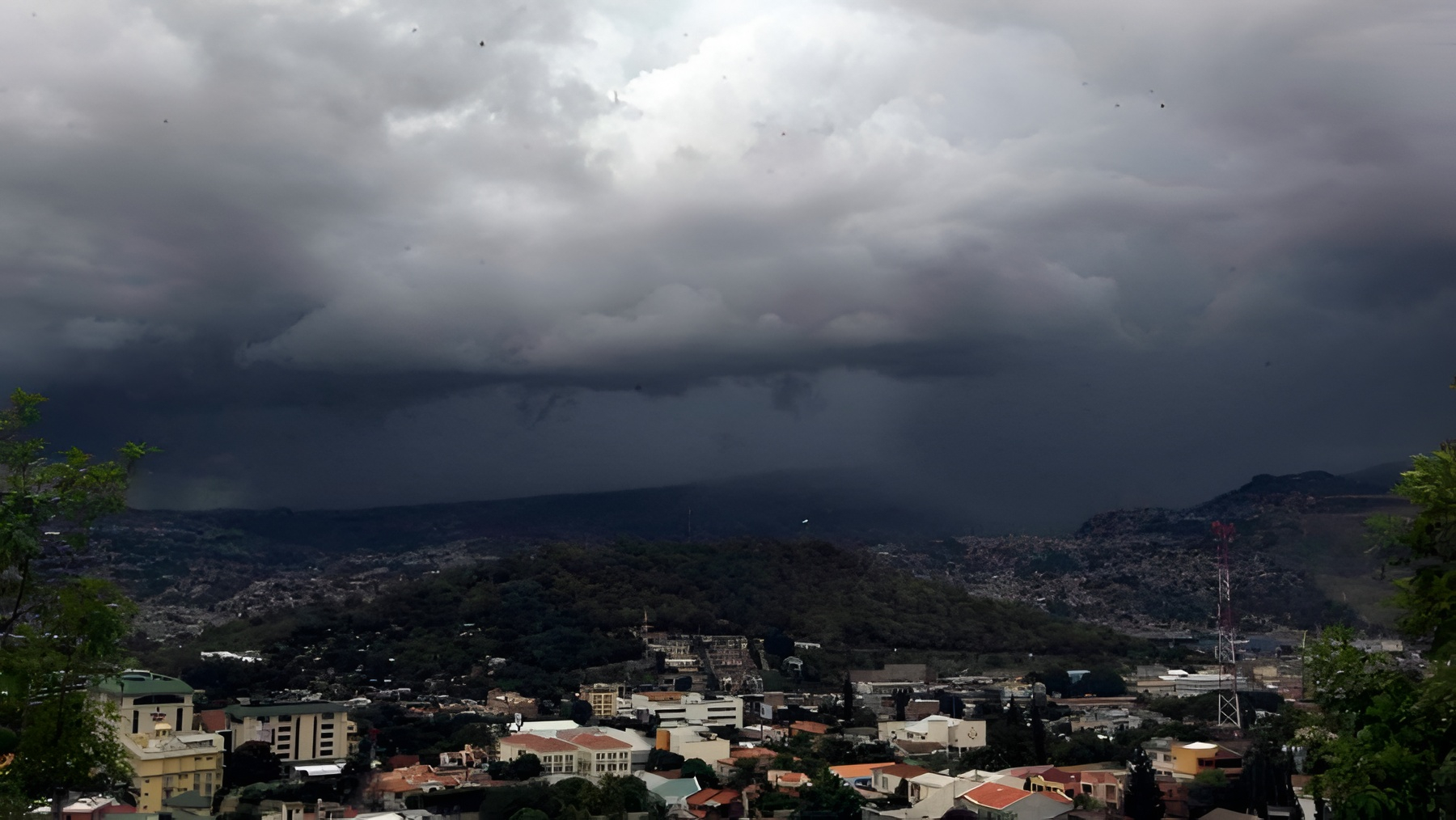 Inameh alerta sobre precipitaciones variables en Guayana Esequiba, Bolívar, Amazonas y otros estados