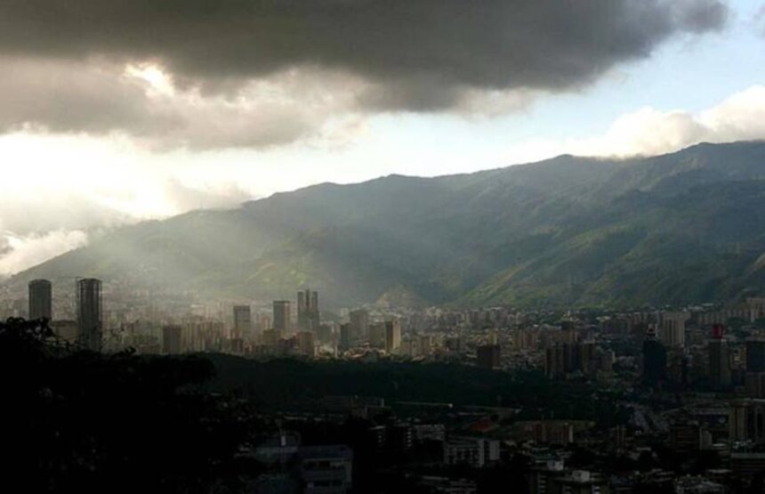 Inameh pronostica lluvias dispersas y nubosidad fragmentada para este miércoles