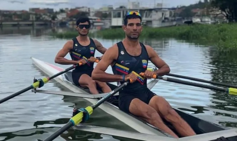 Remo venezolano presente con nueve atletas en Copa del Mundo de Sevilla
