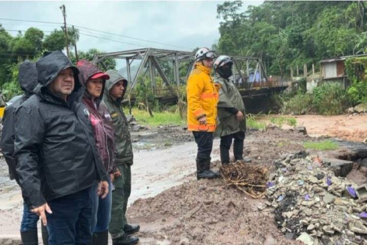 Deslizamientos por lluvias en Táchira son atendidos por organismos de seguridad