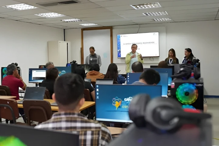 Docentes del Táchira y Monagas fortalecen conocimientos científicos y tecnológicos