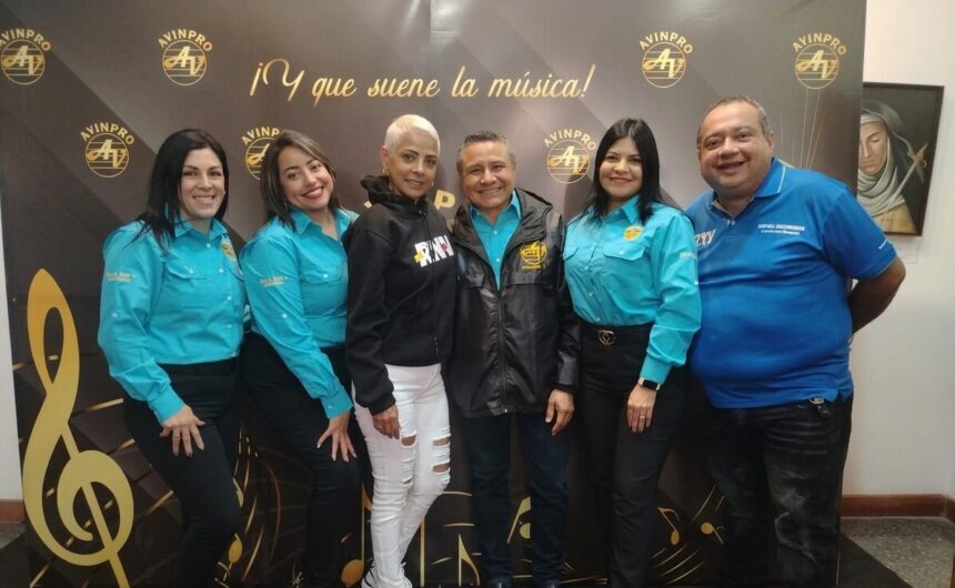 De Frente con lo Nuestro y la Invitada es Venezuela son reconocidos por su apoyo a talentos musicales del país.