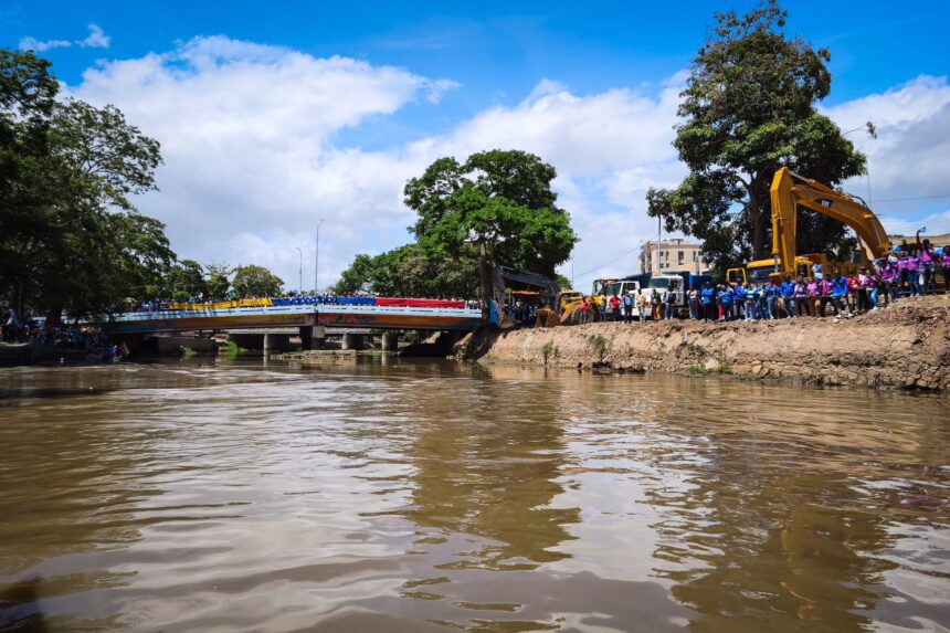 Más de 27 mil personas son beneficiadas con canalización del río Manzanares en Sucre