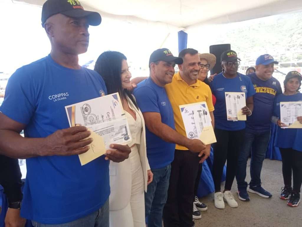 Banca privada financia por primera vez al sector pesquero de La Guaira
