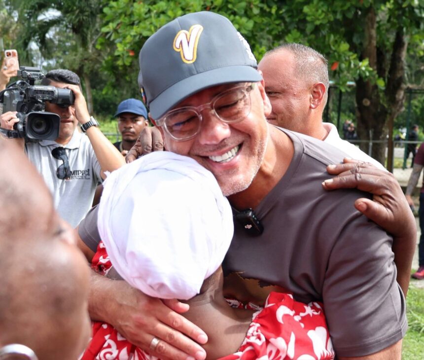 Presidente de la Asamblea Nacional Jorge Rodríguez impulsa la industria cacaotera de Barlovento junto a la Presidenta (E) Delcy Rodríguez