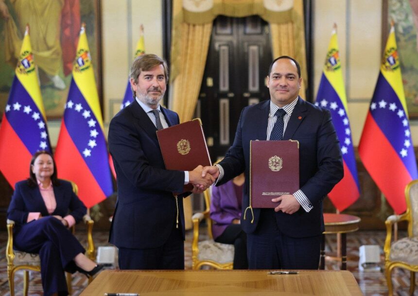 Acuerdo con Repsol prevé elevar producción petrolera en el Lago de Maracaibo