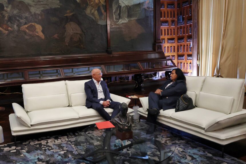 Presidente de la AN y exdiputada Dinorah Figuera acuerdan designar mesa técnica para el diálogo político