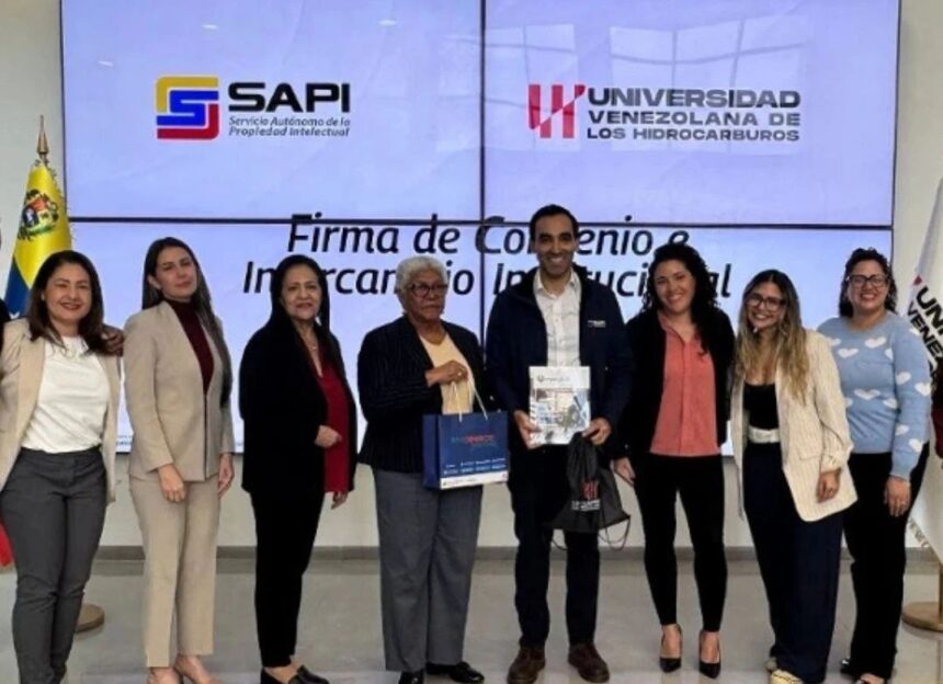 SAPI y la UVH firman convenio para proteger la investigación científica y el desarrollo productivo
