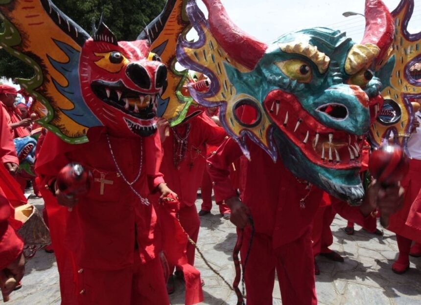 Vicepresidencia Sectorial de Comunicación y Cultura celebra la tradición de los diablos danzantes