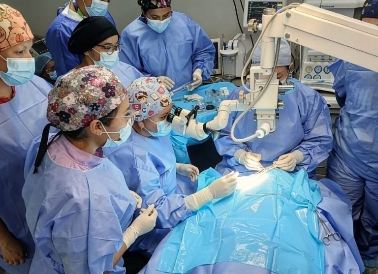 Hospital Luis Razetti ejecuta su primer trasplante de córnea con éxito