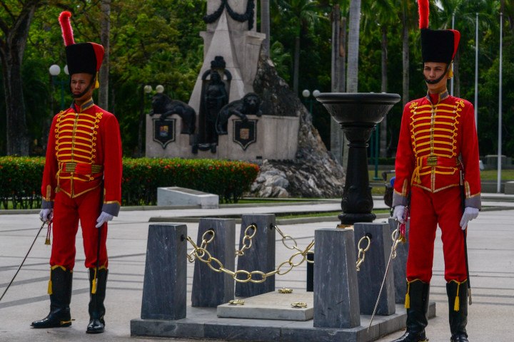 Regiones conmemoran aniversario de la Batalla de Carabobo y Día del Ejército