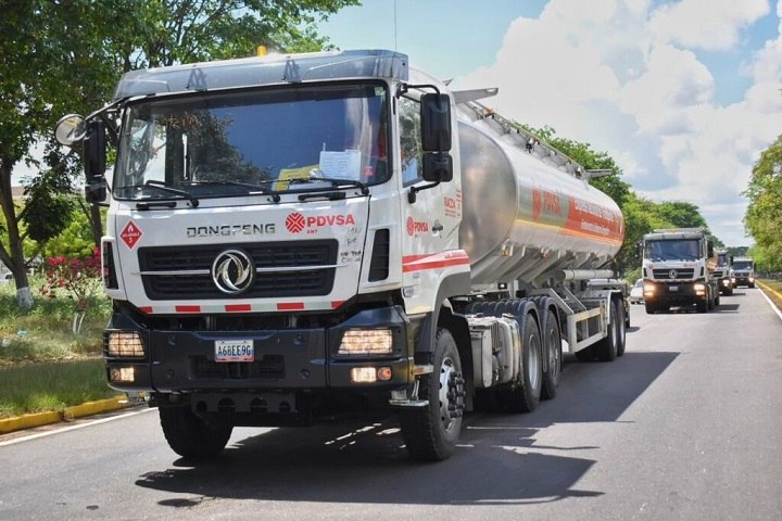 Ministerio de Hidrocarburos garantiza combustible para los equipos de búsqueda y salvamento