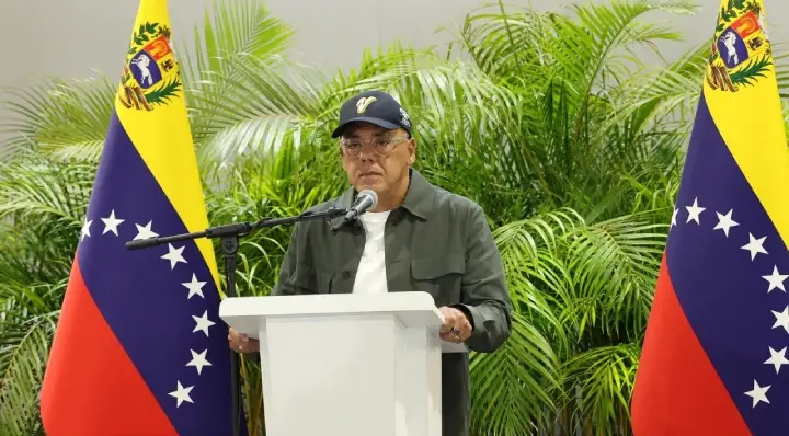 Jorge Rodríguez: 75.238 familias han sido atendidas con hidratación, alimentación y transporte