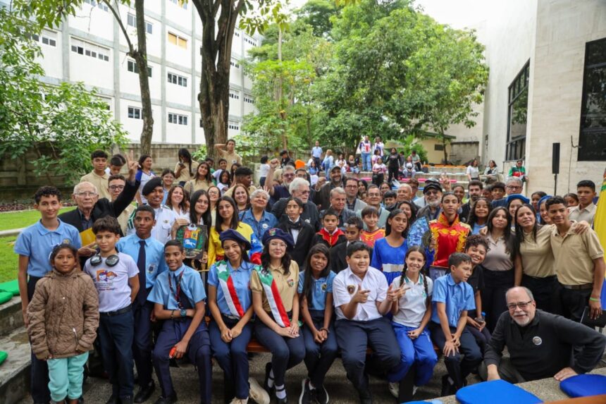Juventud Patriótica Estudiantil celebró Bicentenario del Congreso Anfictiónico de Panamá