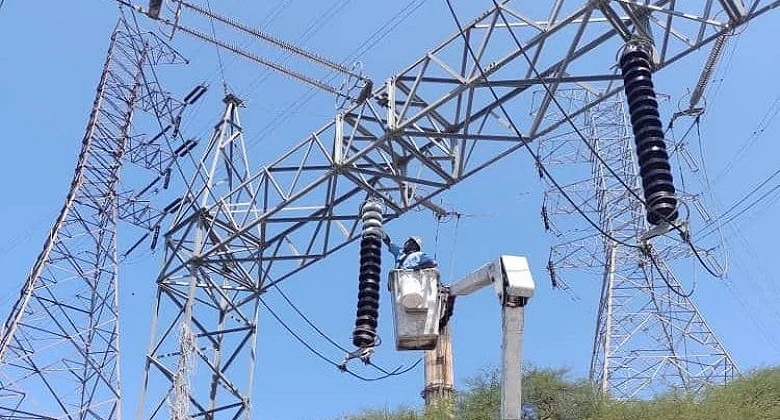Restituido el 90% del servicio eléctrico en La Guaira
