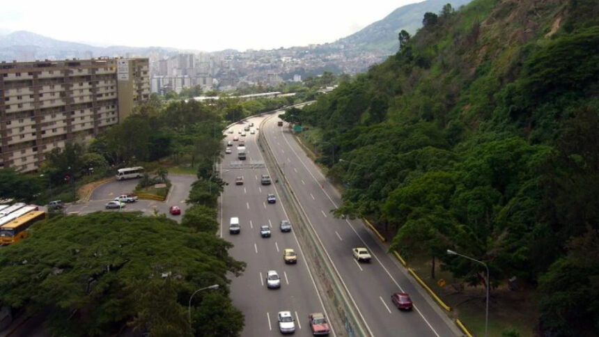 Anuncian cierre parcial de la Cota Mil durante todo el mes de junio por trabajos viales