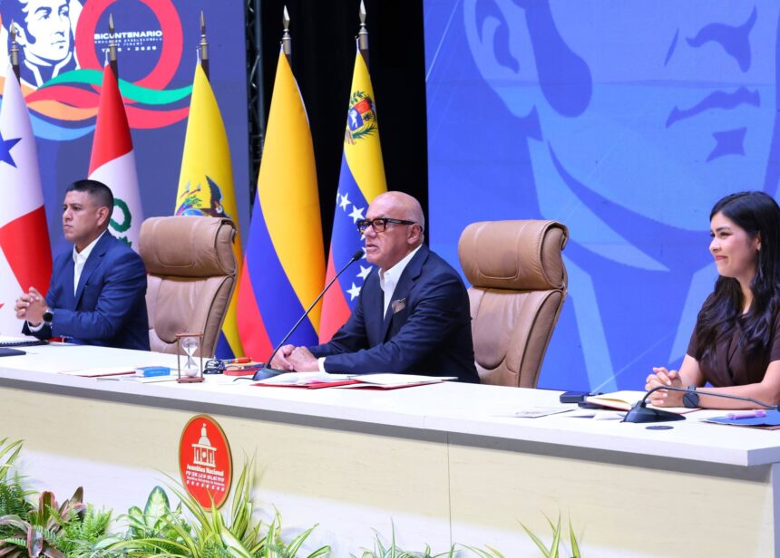 Cuerpo legislativo del país celebra bicentenario del Congreso Anfictiónico de Panamá