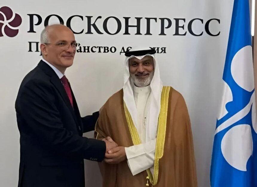 Venezuela y la OPEP coordinan estrategias en Rusia para un mercado libre de sanciones