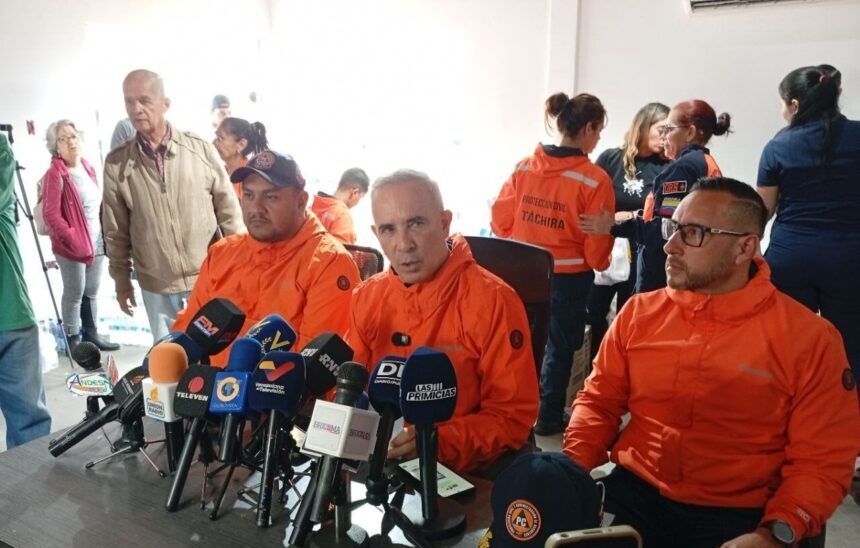 Gobernador Freddy Bernal envía maquinaria pesada, médicos y 120 toneladas de insumos a zonas afectadas por el sismo