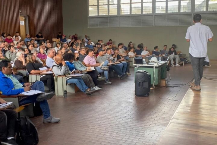 Realizan taller de inducción en la UCV para categorizar estructuras dañadas en el país