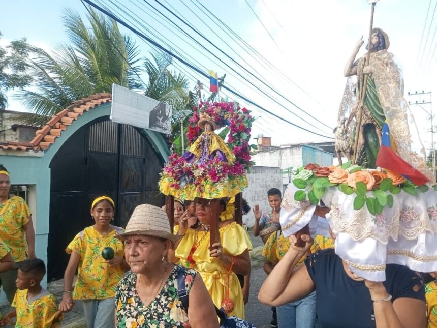 Con el sonar de los tambores diversas cofradías rindieron honor a San Juan Bautista en el municipio Juan José Mora